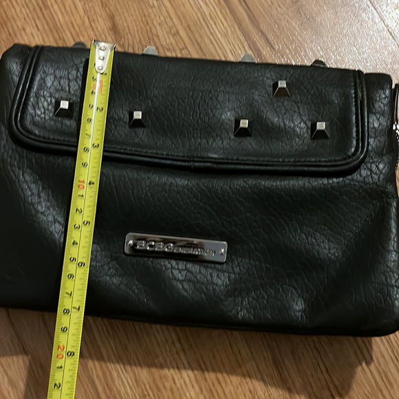 💎🖤💎🖤• BCBG x Studded Clutch Vibes•🖤💎🖤💎 - Picture 3 of 8